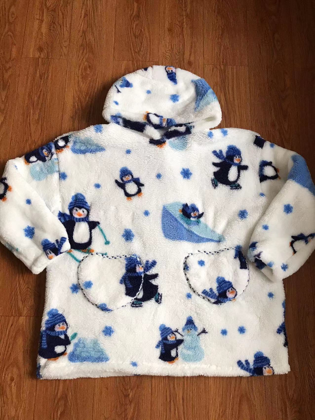 Oversized Hooded Blanket for Adult Child Wearable Blankets for Winter Warm Outdoor Hoodie Sweatshirt The Clothing Company Sydney