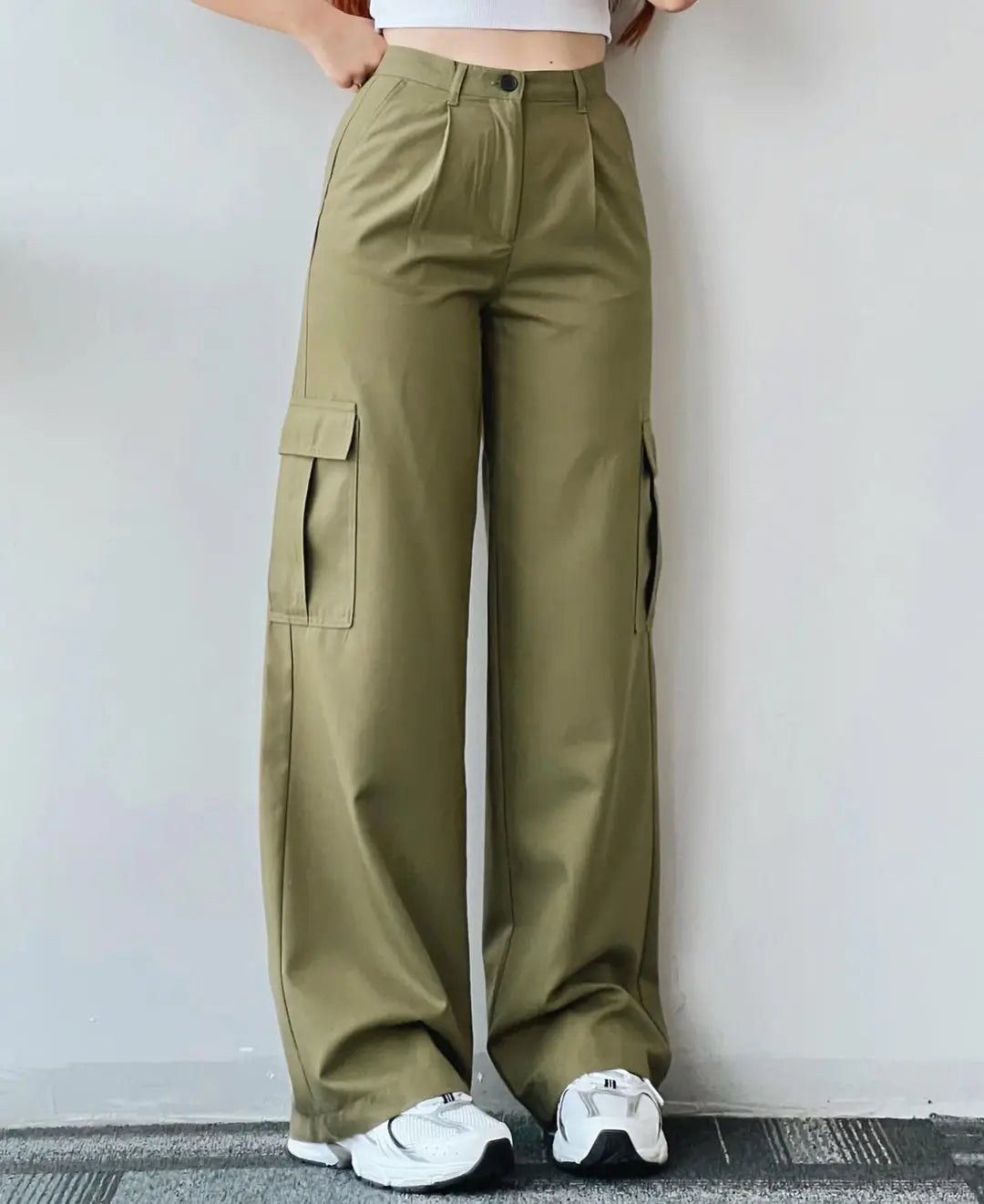 Y2K Women Vintage Cargo Pants Streetwear Parachute Pants Beige Sweatpants Wide Leg Joggers Trousers The Clothing Company Sydney