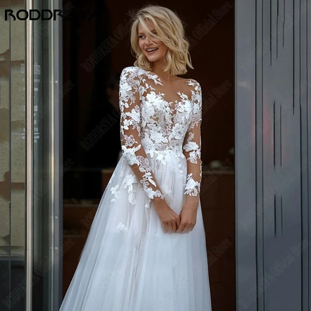 Elegant A-Line Lace Long Sleeve Scoop Neck Applique Bridal Gowns Plus Size Wedding Dress The Clothing Company Sydney