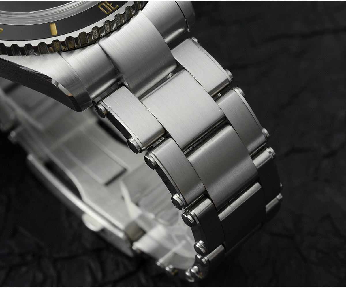 San Martin Men's 38mm Diver 6200 Retro Water Ghost Luxury Sapphire NH35 Automatic Mechanical Vintage 20Bar Luminous Watch Clothing Company Sydney