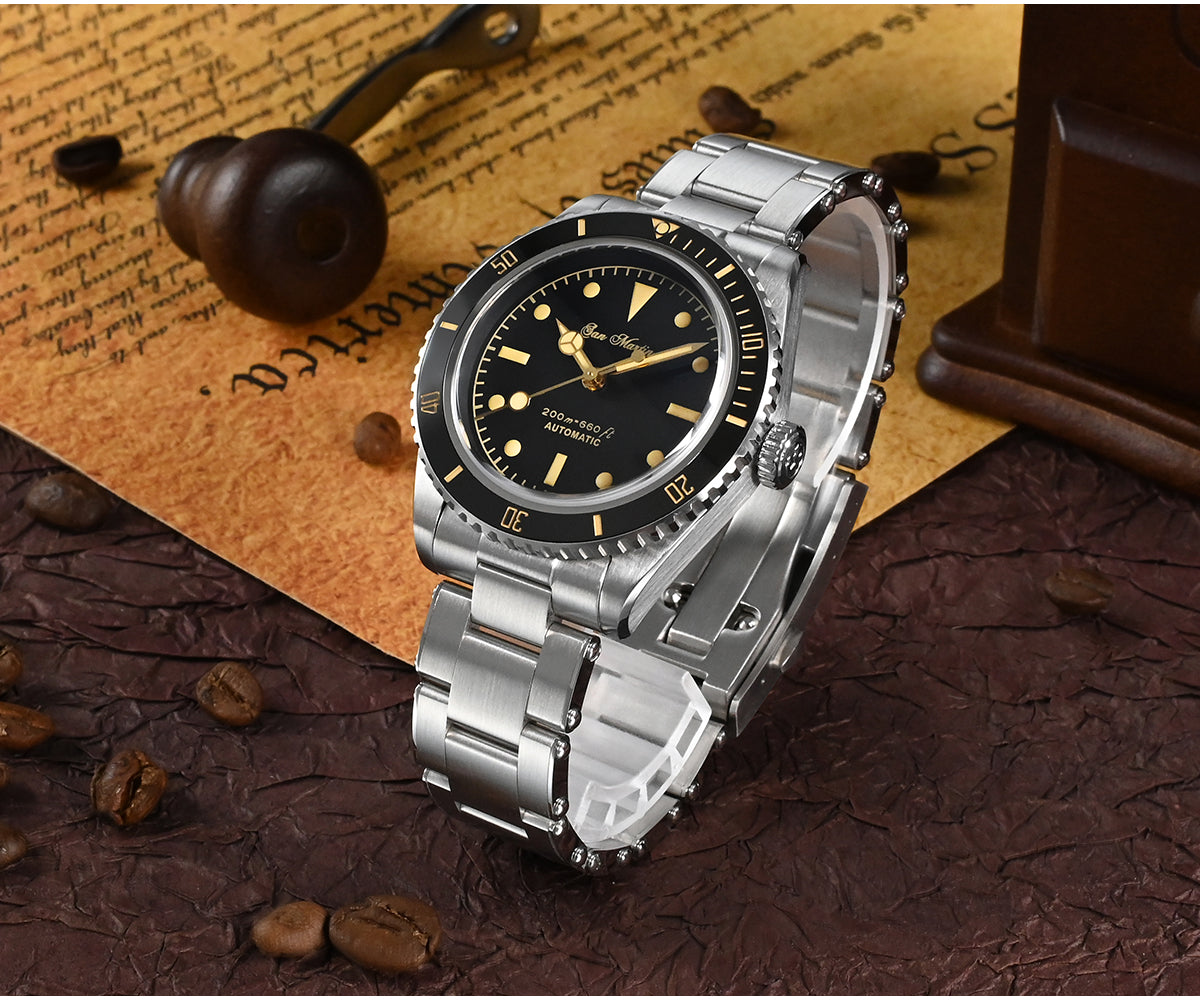 San Martin Men's 38mm Diver 6200 Retro Water Ghost Luxury Sapphire NH35 Automatic Mechanical Vintage 20Bar Luminous Watch Clothing Company Sydney