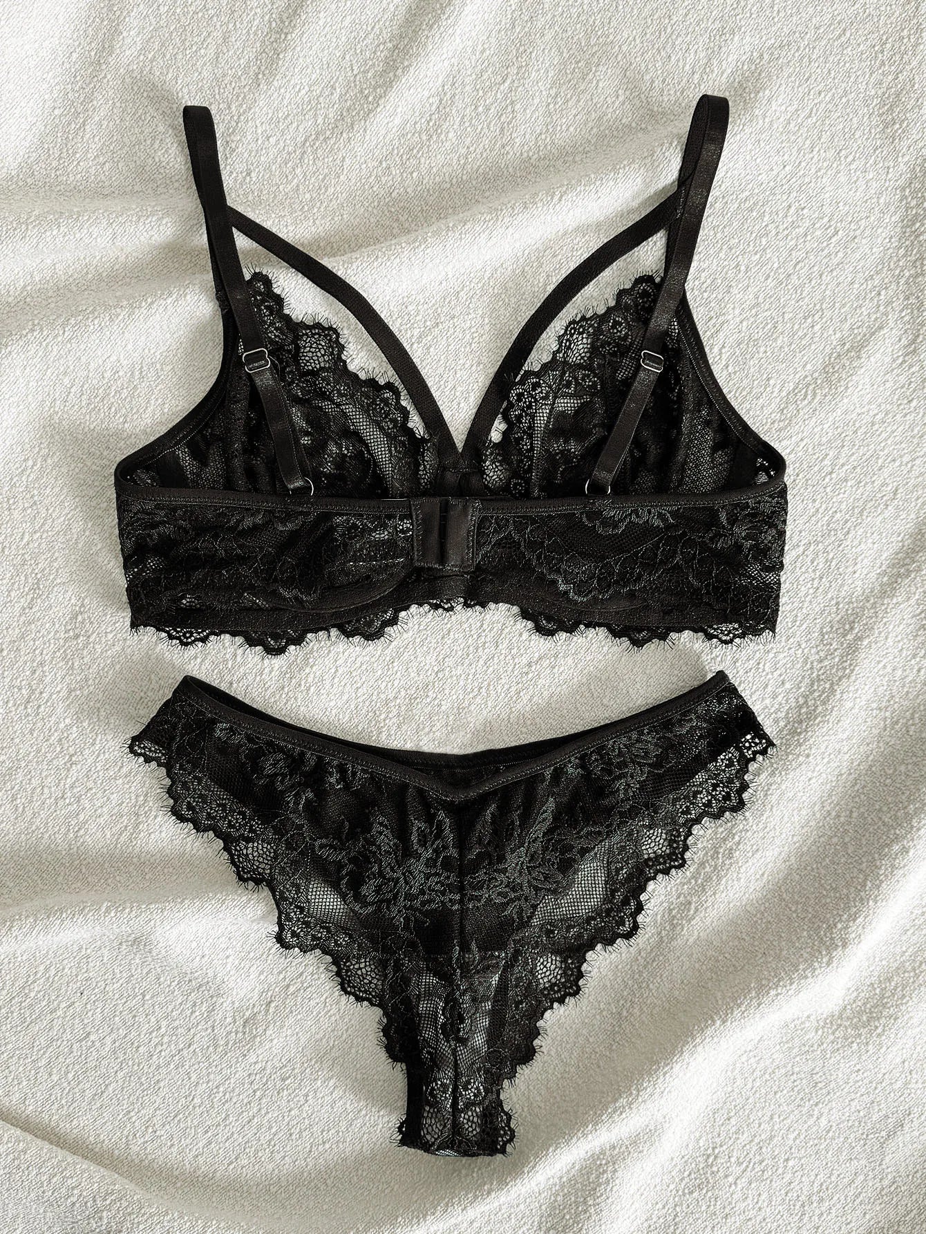2 Piece Women's Lingerie Underwear Lace strapping Underwire Bra &  Brief Panties The Clothing Company Sydney