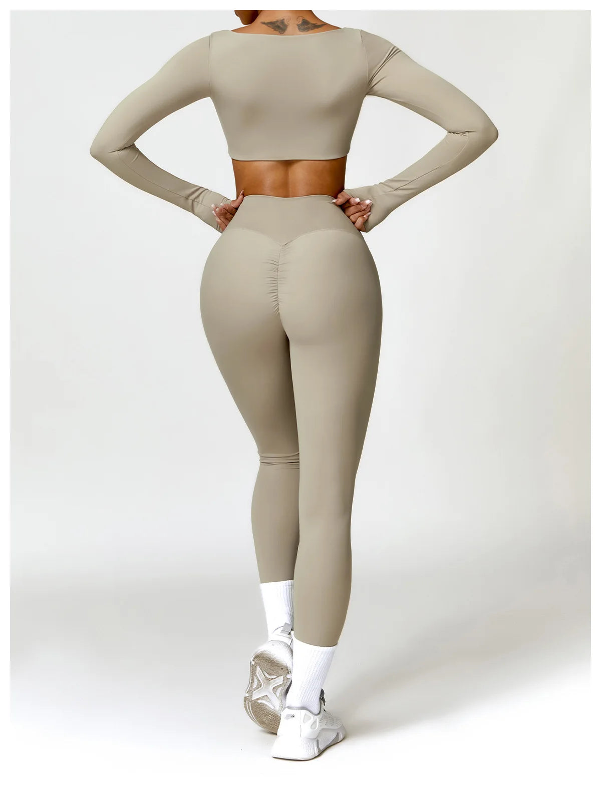 2 Piece Long Sleeve Gym Set Women Yoga Clothes Quick-Drying Sportswear Running Leggings Workout Sports Crop Top Shorts